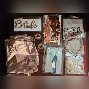 Swept supplies Rose gold Bachelorette party decoration kit with bride to be veil